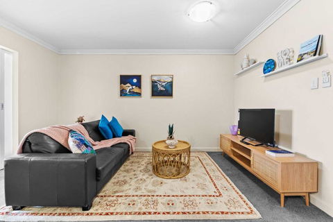 Prime Perth Apartment - Australian Directory 1