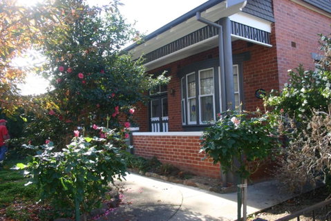 Primrose Cottage - Australian Directory 1