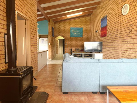 Puggle Palace - Australian Directory 1