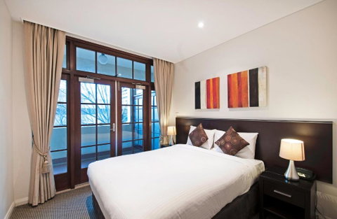 Quest Canberra - Australian Directory 2