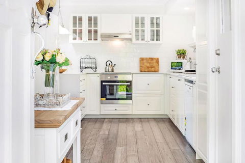 Red Gum Cottage - Australian Directory 1