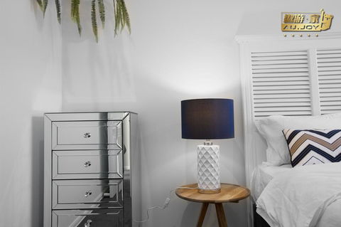 AU.JOY 3 Bed Townhouse Burwood 3 - Australian Directory 1