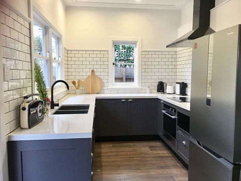 Audrey's Nowra - Australian Directory 2