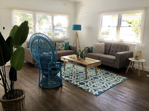 Audrey's Nowra - Australian Directory 3