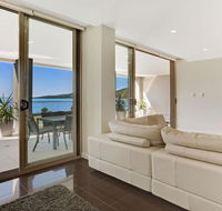 Aura apartment with Spectacular Views - Australian Directory