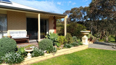 Austiny Bed And Breakfast Victor Harbor - Australian Directory 1