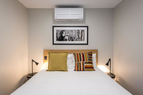 AVENUE MOTEL APARTMENTS - Australian Directory 2