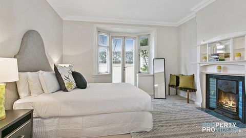 Awaba Aquatic - Footsteps To Balmoral Beach - Australian Directory 1