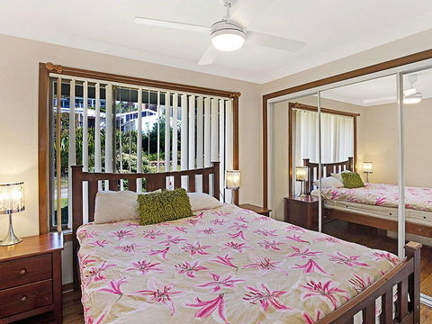 Away @ Nelson Bay, 29 Wollomi Ave - Incredible Water Views, Pet Friendly, WIFI & Aircon - Australian Directory 2