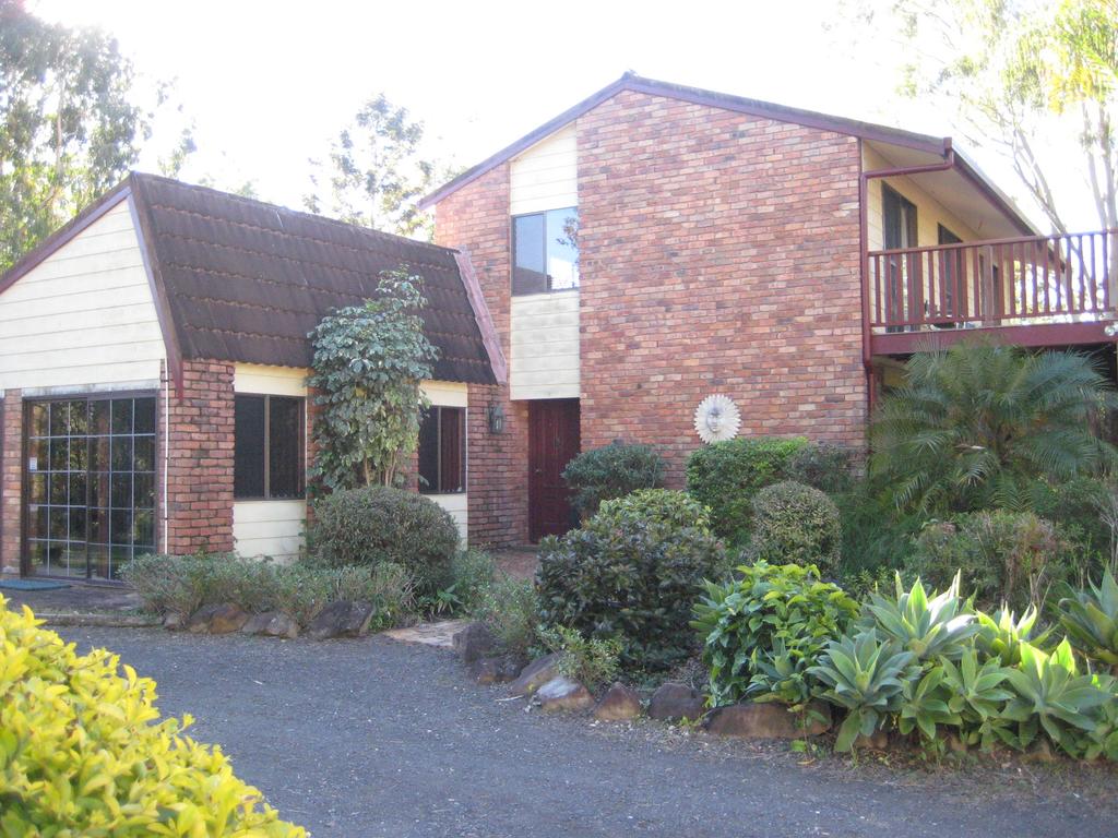 Thagoona QLD Australian Directory