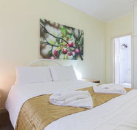 B5 Close to Nedlands Cafes Swan River SCGH  UWA - Australian Directory