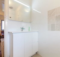B7 Close to UWA Swan River Cafes and The New Children's Hospital - Australian Directory