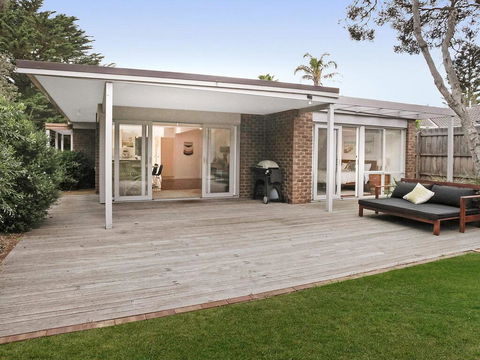 Backyard Bliss - Australian Directory 1