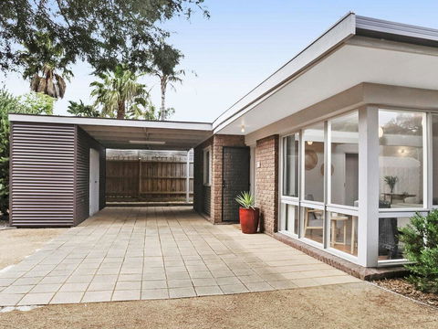 Backyard Bliss - Australian Directory 0