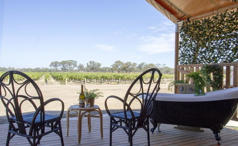 Balgownie Estate Winery Retreat & Restaurant - Australian Directory 1