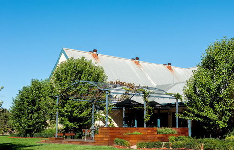 Balgownie Estate Winery Retreat & Restaurant - Australian Directory 2