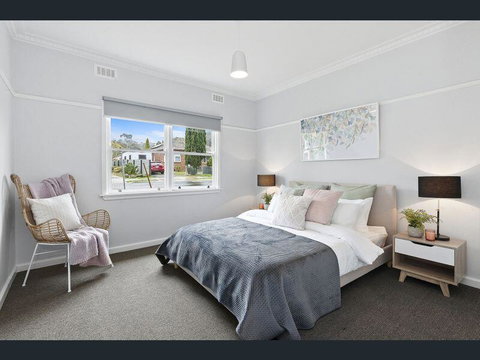 BALLARAT CLOSE 2 CBD + HOSPITAL+3BR HOME+NETFLIX + WiFi + Gift - Australian Directory 2