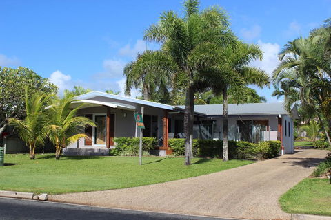 Banfields Retreat - Australian Directory 2