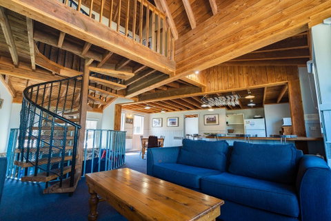 Banjo's Chalet, Alpine-getaways - Australian Directory 1