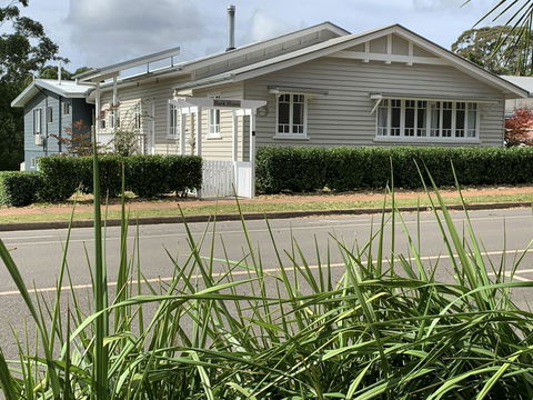 Bank House Tamborine Mountain - Australian Directory 0