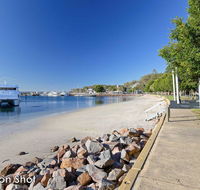 Banyan' 14 Montevideo Parade - spacious three bedroom pet friendly property with air con - Australian Directory