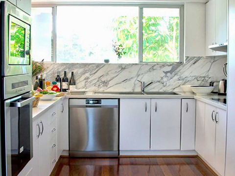 Barefoot' 7/44 Marine Drive - Fabulous Fingal Bay - Australian Directory 3