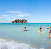 Barlings Beach Holiday Park - Australian Directory