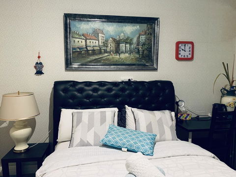 Bawlyn Room - Australian Directory 1