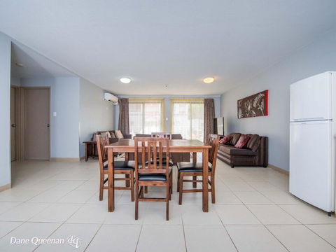 Bay Breeze 2 Bedroom Villa 24 - Australian Directory 1