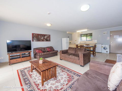 Bay Breeze 2 Bedroom Villa 24 - Australian Directory 3