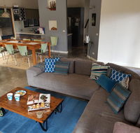 Bay Breeze Holiday Home - Australian Directory