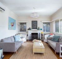 Bay Cottage - Australian Directory