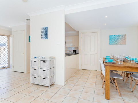Bay Haven', 4/3 Thurlow Avenue - Pet Friendly, Close To Town, & Air Con - Australian Directory 1