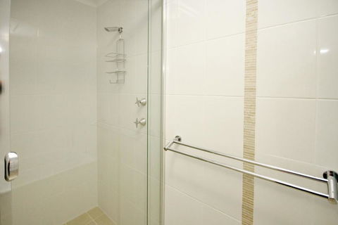Bay Parklands 66 - Nelson Bay - Australian Directory 2