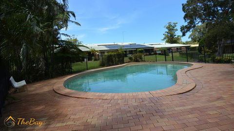 Bay Parklands No.67 - Australian Directory 0