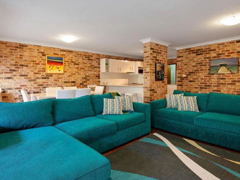 Bay Parklands, Unit 69/2 Gowrie Avenue - Australian Directory 0