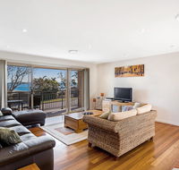 Bay View at 39 Thurlow - Walk to Dutchies Beach - Australian Directory