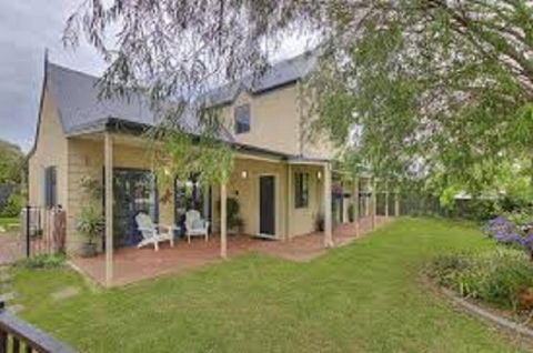 Baydream Believer - Australian Directory 0