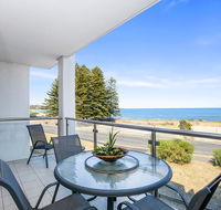 Bayline Beachfront Apartment no 4 - Australian Directory