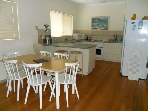 Bayside At Falcon Bay - Australian Directory 2
