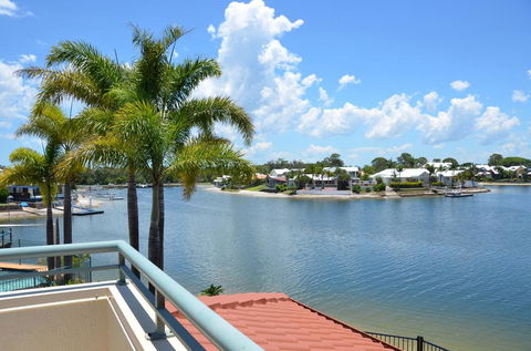 Bayz Maroochy Waters - Australian Directory 0