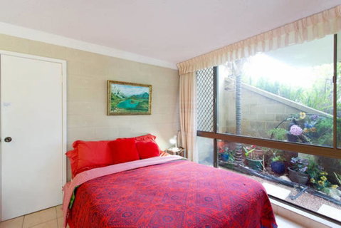 Beach Haven Studio - Australian Directory 2