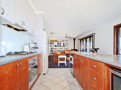 Beach House At Moana - Australian Directory 2