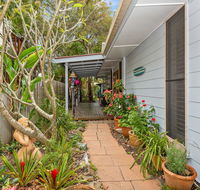 BEACH RETREAT - Australian Directory