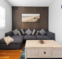 BEACHFRONT APARTMENT // DREAM LOCATION // CLOEY2 - Australian Directory