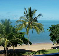 Beachfront Apartments on Trinity Beach - Australian Directory