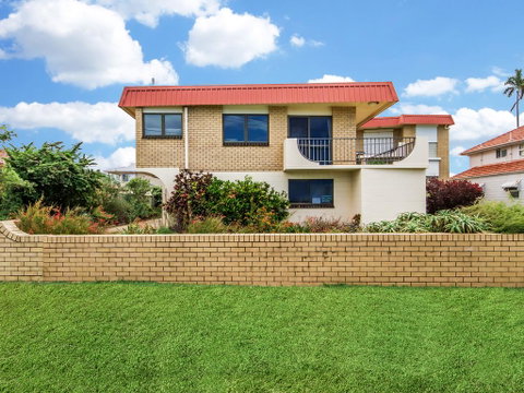Beachfront Apt With Private Pool - Australian Directory 0