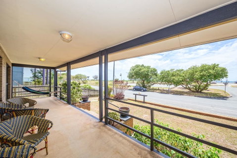 Beachfront At Bribie - Australian Directory 2