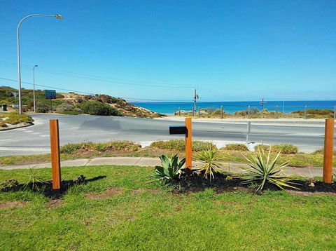 Beachfront Living! - Australian Directory 1