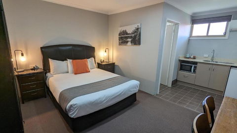 River Motel - Australian Directory 2